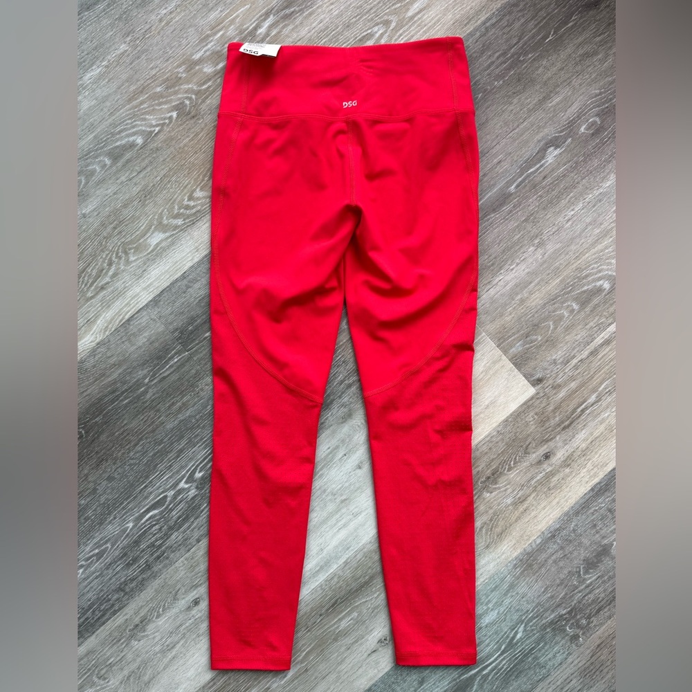 NWT DSG Performance High Rise 7/8 Tight Legging Women’s Red Size Small - Picture 2 of 3